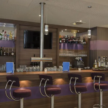 Express Frankfurt Hauptbahnhof 프랑크푸르트