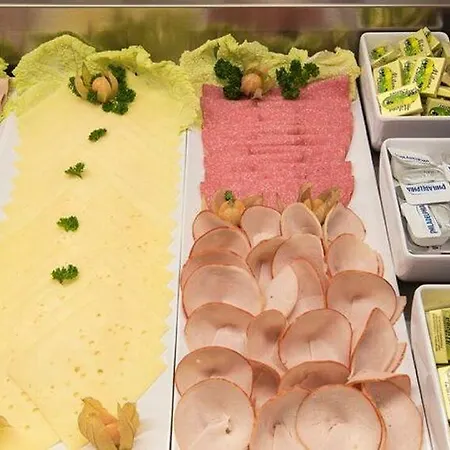 מלון Express Frankfurt Hauptbahnhof