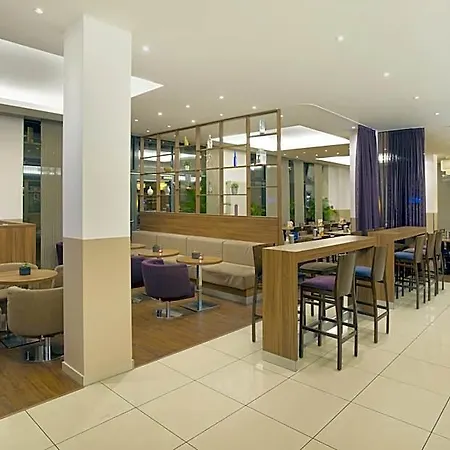 Express Frankfurt Hauptbahnhof Hotel 3*
