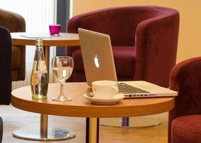 Express Frankfurt Hauptbahnhof 호텔 3*