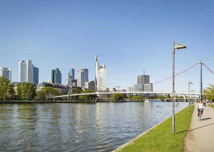 Express Frankfurt Hauptbahnhof 호텔 3*