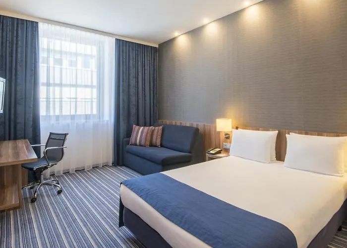 Express Frankfurt Hauptbahnhof 프랑크푸르트